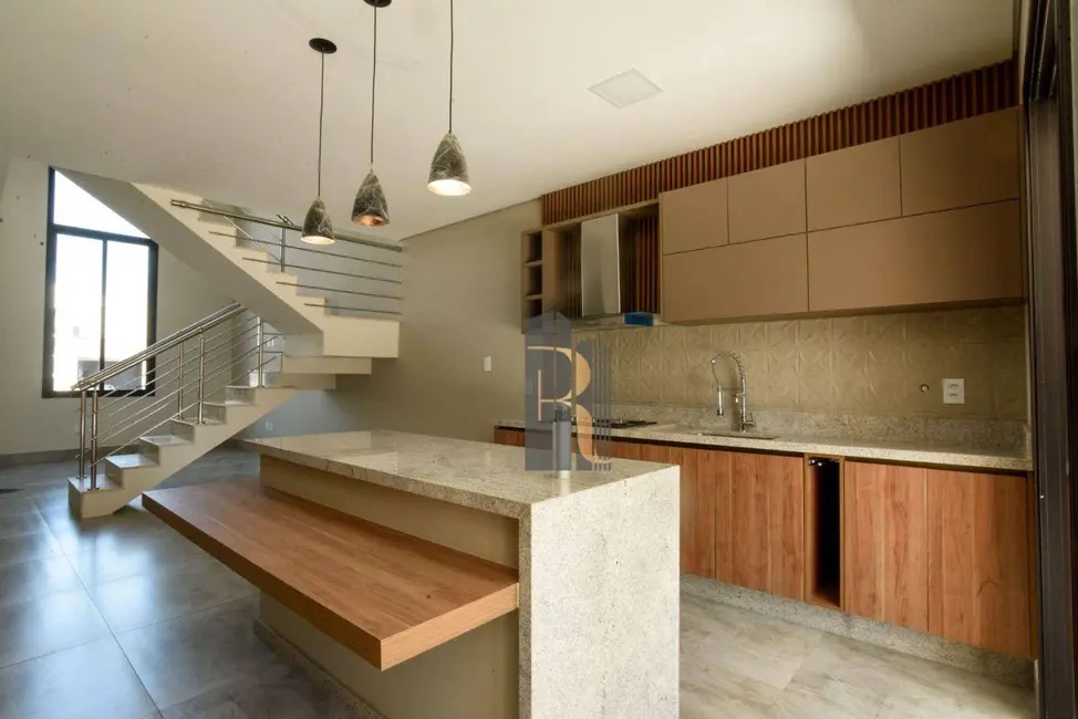 Foto 6 de Casa de Condomínio com 4 quartos à venda, 250m2 em Paulinia - SP