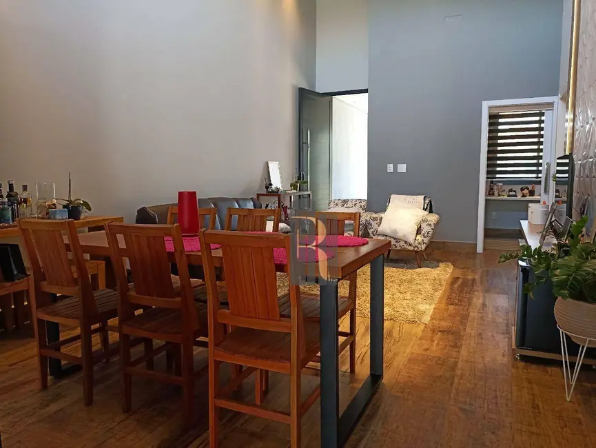 Casa de Condomínio com 3 quartos à venda, 300m2 em Jardim Planalto, Paulinia - SP - imagem 5 Foto 5 de Casa de Condomínio com 3 quartos à venda, 300m2 em Jardim Planalto, Paulinia - SP