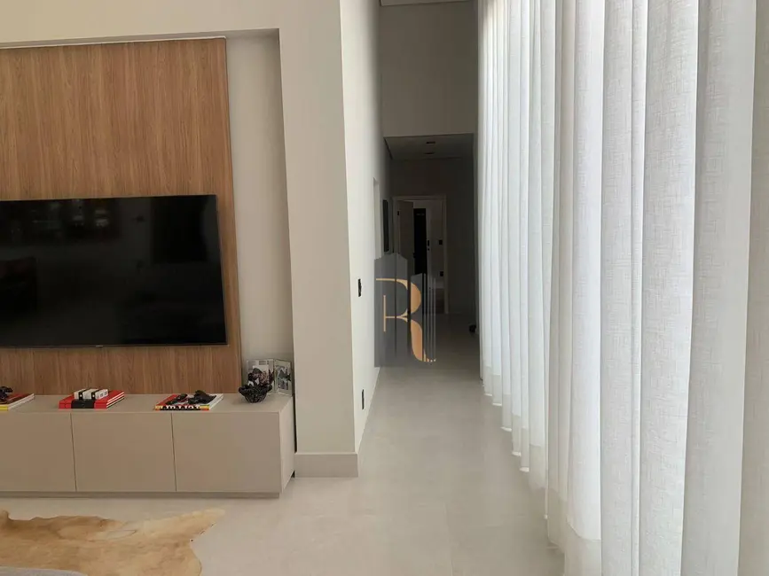 Casa de Condomínio com 3 quartos à venda, 374m2 em Jardim América, Paulinia - SP - imagem 9 Foto 9 de Casa de Condomínio com 3 quartos à venda, 374m2 em Jardim América, Paulinia - SP