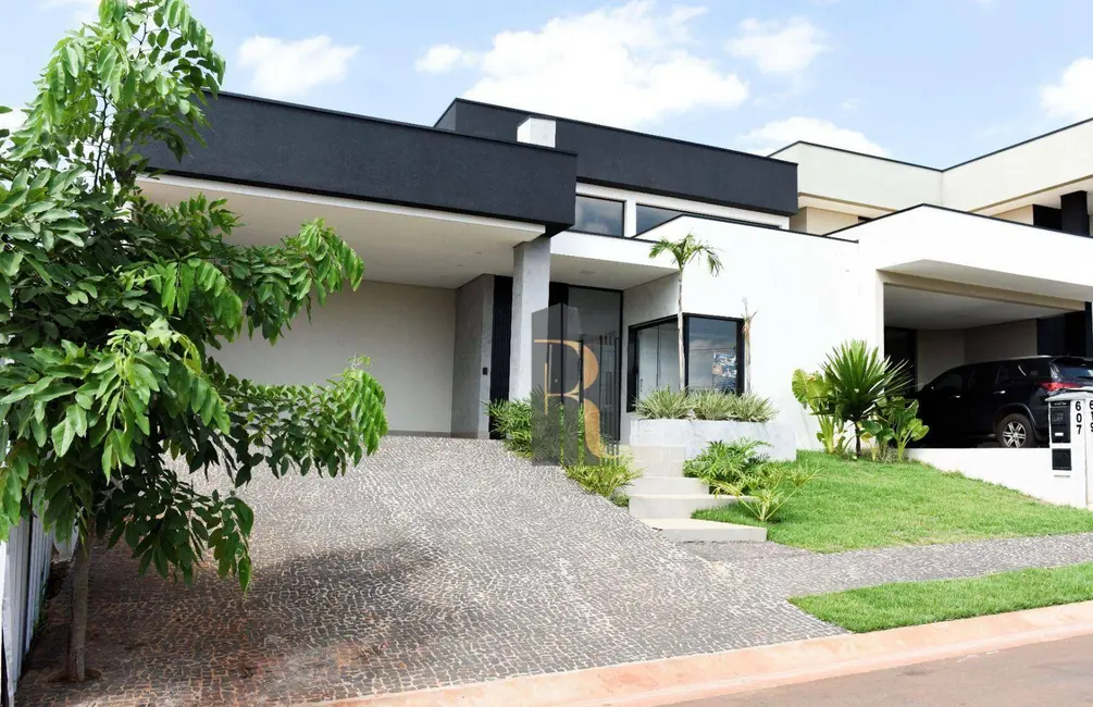 Foto 2 de Casa de Condomínio com 3 quartos à venda, 300m2 em Paulinia - SP