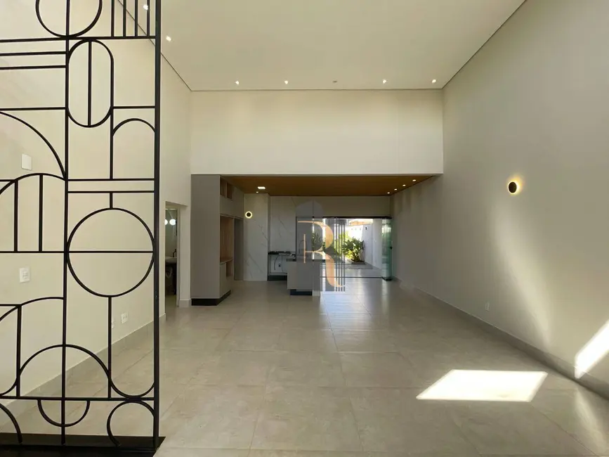 Foto 3 de Casa de Condomínio com 3 quartos à venda, 300m2 em Paulinia - SP