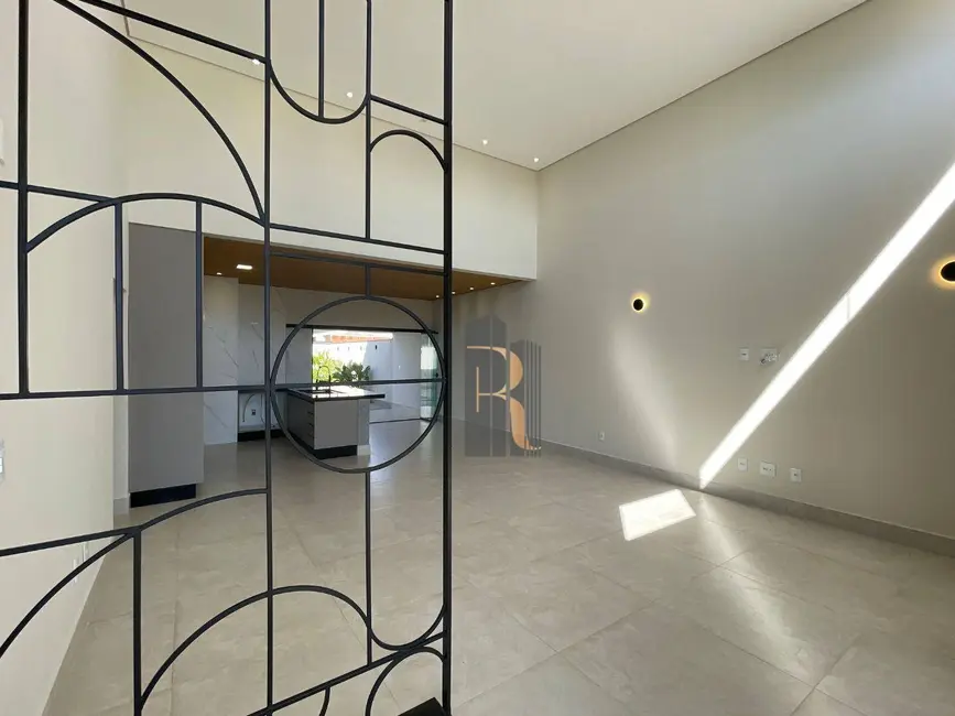 Foto 4 de Casa de Condomínio com 3 quartos à venda, 300m2 em Paulinia - SP