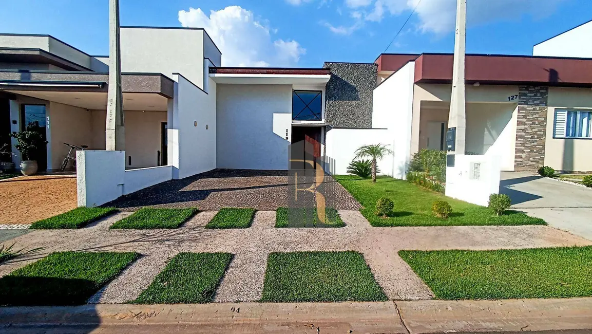 Foto 2 de Casa de Condomínio com 3 quartos à venda, 200m2 em Paulinia - SP