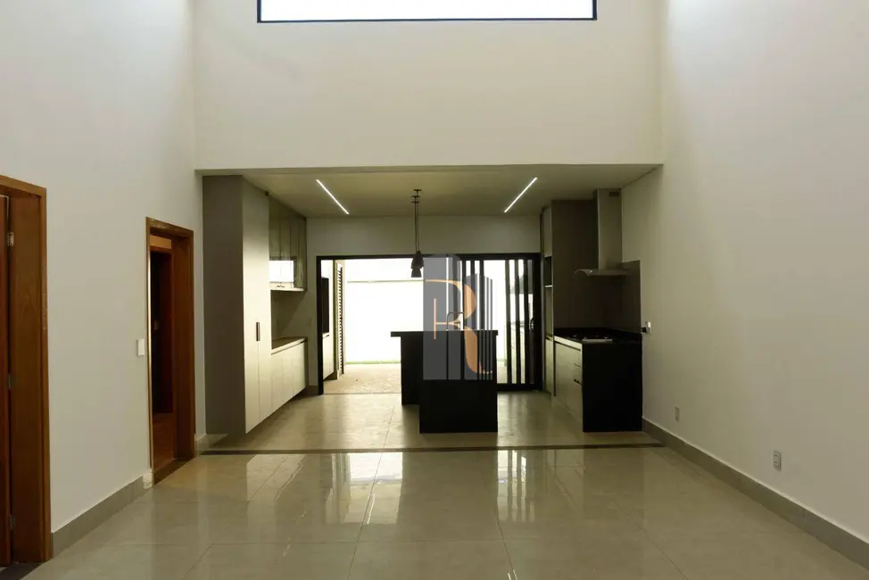 Casa de Condomínio com 3 quartos à venda, 300m2 em Parque Brasil 500, Paulinia - SP - imagem 3 Foto 3 de Casa de Condomínio com 3 quartos à venda, 300m2 em Parque Brasil 500, Paulinia - SP