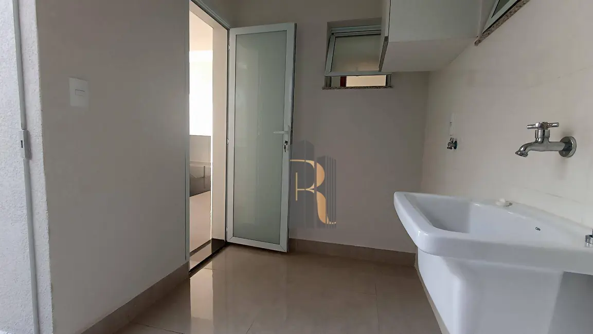 Casa de Condomínio com 3 quartos à venda, 350m2 em Jardim Planalto, Paulinia - SP - imagem 8 Foto 8 de Casa de Condomínio com 3 quartos à venda, 350m2 em Jardim Planalto, Paulinia - SP