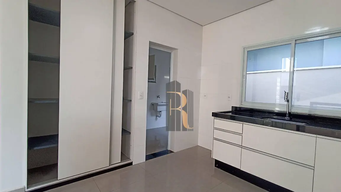 Casa de Condomínio com 3 quartos à venda, 350m2 em Jardim Planalto, Paulinia - SP - imagem 6 Foto 6 de Casa de Condomínio com 3 quartos à venda, 350m2 em Jardim Planalto, Paulinia - SP