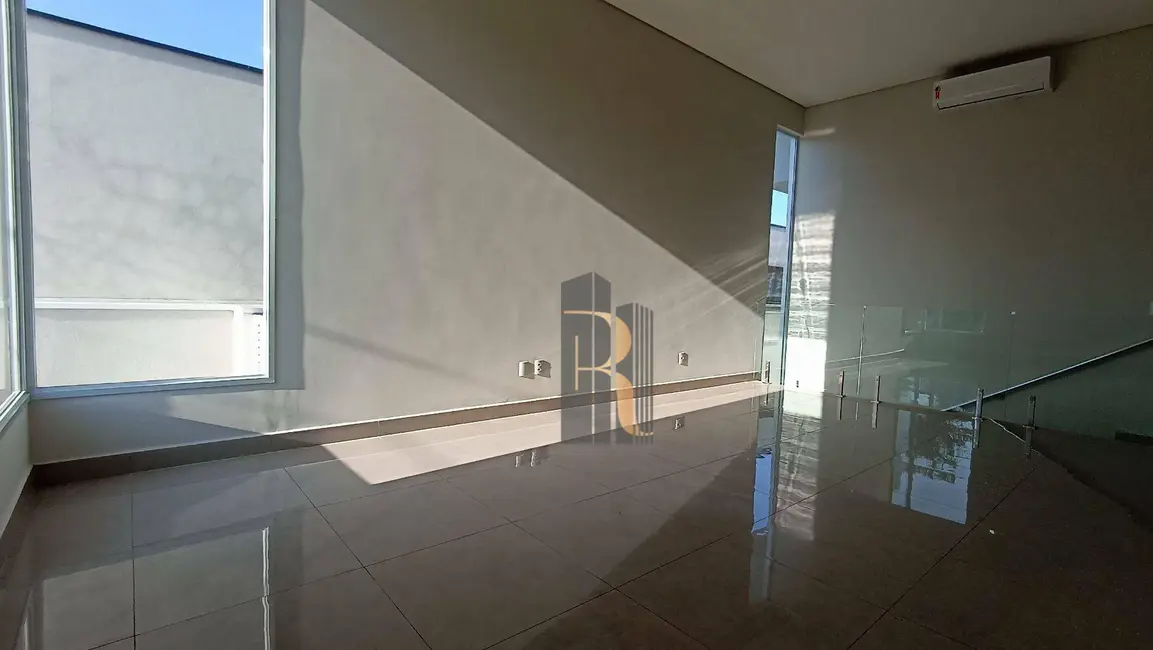 Casa de Condomínio com 3 quartos à venda, 350m2 em Jardim Planalto, Paulinia - SP - imagem 4 Foto 4 de Casa de Condomínio com 3 quartos à venda, 350m2 em Jardim Planalto, Paulinia - SP