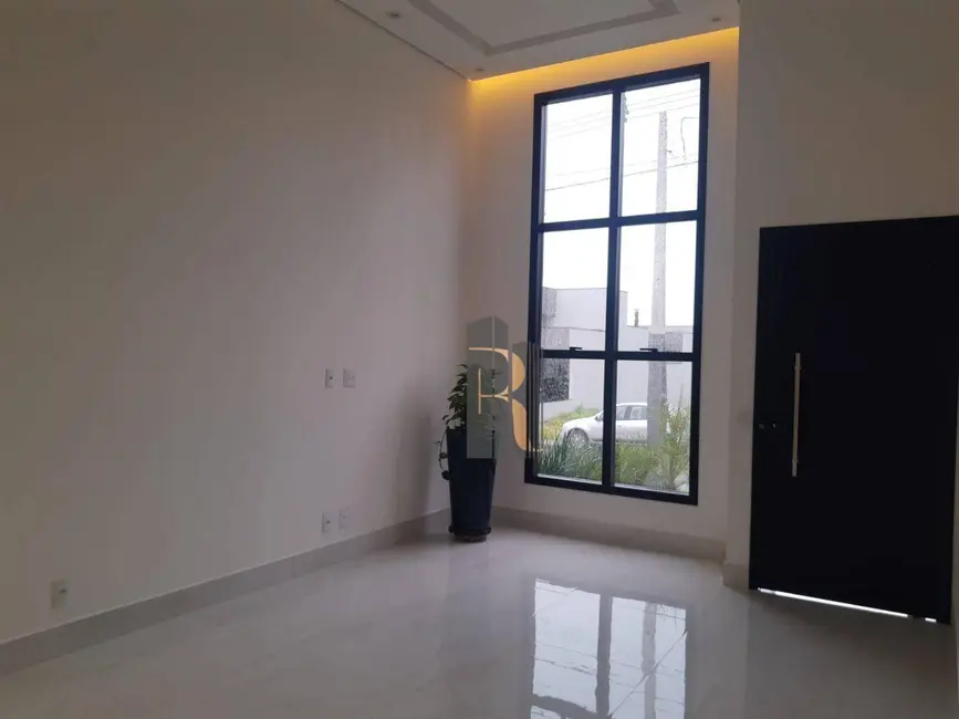 Foto 2 de Casa de Condomínio com 3 quartos à venda, 200m2 em Indaiatuba - SP