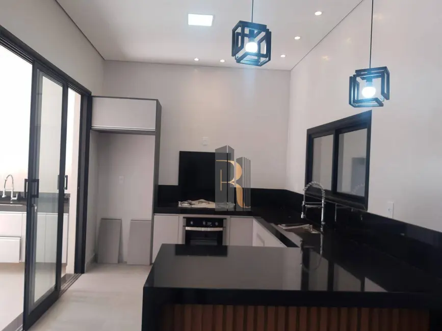 Casa de Condomínio com 3 quartos à venda, 217m2 em Indaiatuba - SP - imagem 8 Foto 8 de Casa de Condomínio com 3 quartos à venda, 217m2 em Indaiatuba - SP