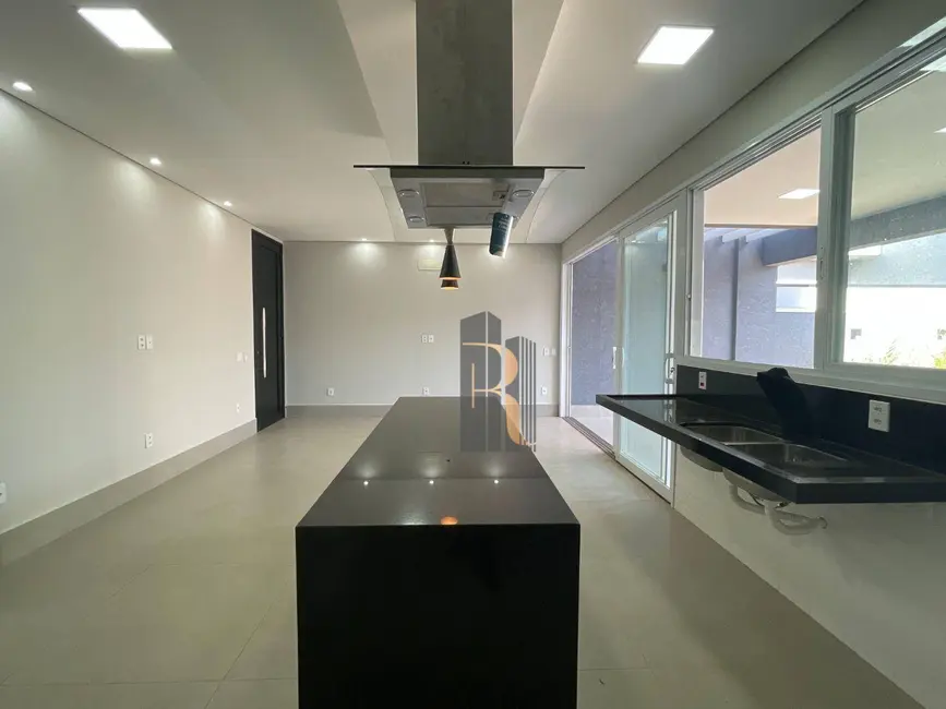 Casa de Condomínio com 3 quartos à venda, 200m2 em São Bento, Paulinia - SP - imagem 5 Foto 5 de Casa de Condomínio com 3 quartos à venda, 200m2 em São Bento, Paulinia - SP