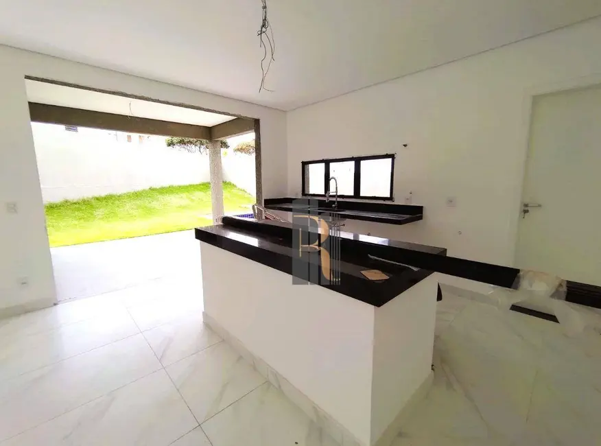 Foto 6 de Casa de Condomínio com 3 quartos à venda, 423m2 em Roncáglia, Valinhos - SP