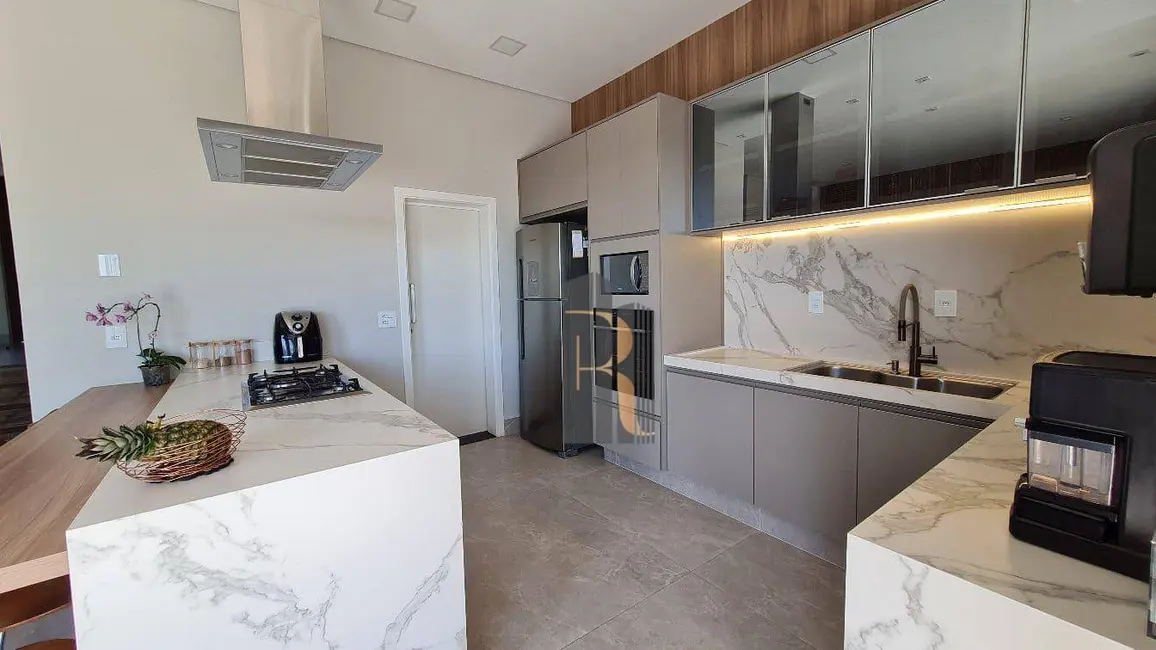 Casa de Condomínio com 4 quartos à venda, 330m2 em Capuava, Valinhos - SP - imagem 9 Foto 9 de Casa de Condomínio com 4 quartos à venda, 330m2 em Capuava, Valinhos - SP