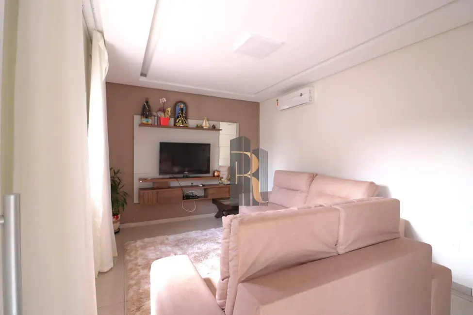 Casa com 3 quartos à venda, 300m2 em Jardim Novo Horizonte, Valinhos - SP - imagem 5 Foto 5 de Casa com 3 quartos à venda, 300m2 em Jardim Novo Horizonte, Valinhos - SP