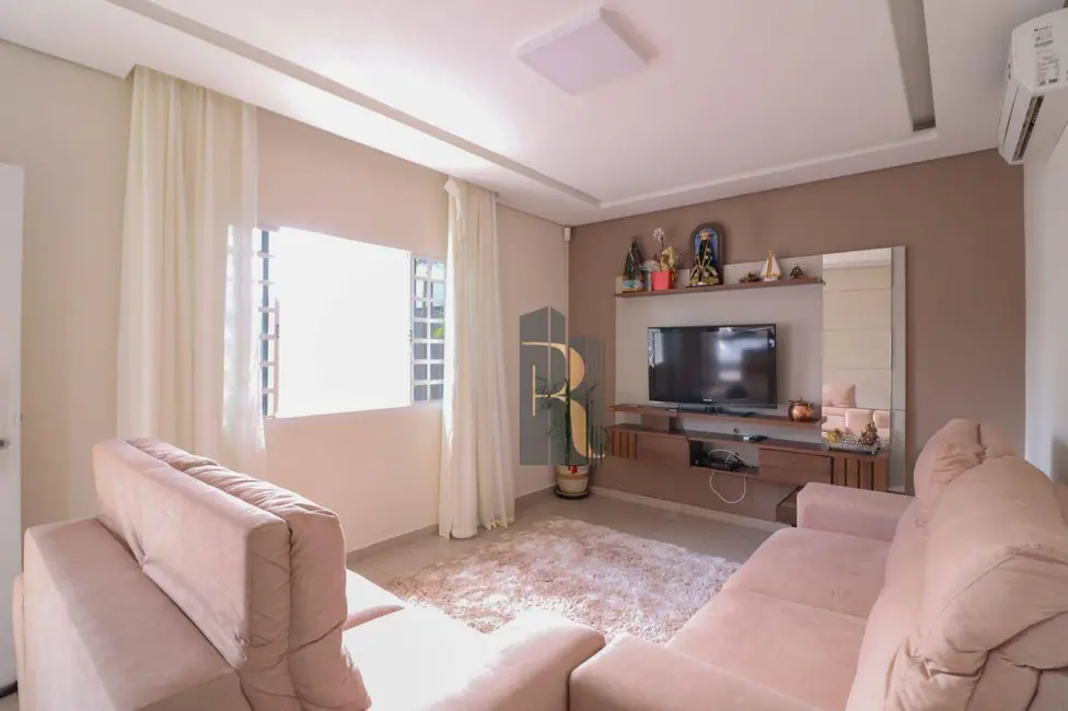 Casa com 3 quartos à venda, 300m2 em Jardim Novo Horizonte, Valinhos - SP - imagem 4 Foto 4 de Casa com 3 quartos à venda, 300m2 em Jardim Novo Horizonte, Valinhos - SP