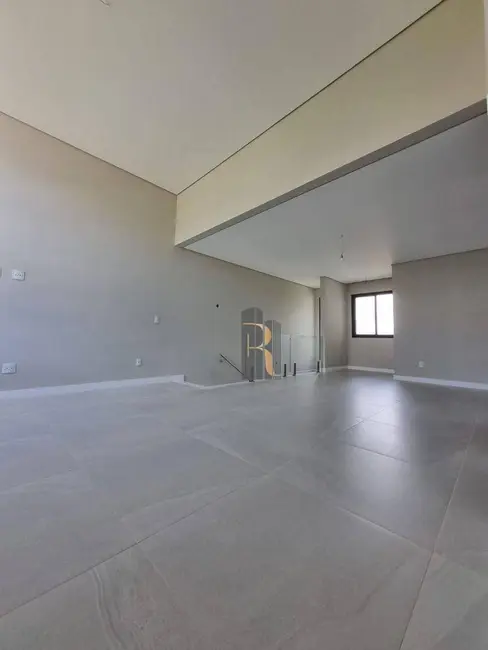 Casa de Condomínio com 3 quartos à venda, 347m2 em Roncáglia, Valinhos - SP - imagem 4 Foto 4 de Casa de Condomínio com 3 quartos à venda, 347m2 em Roncáglia, Valinhos - SP