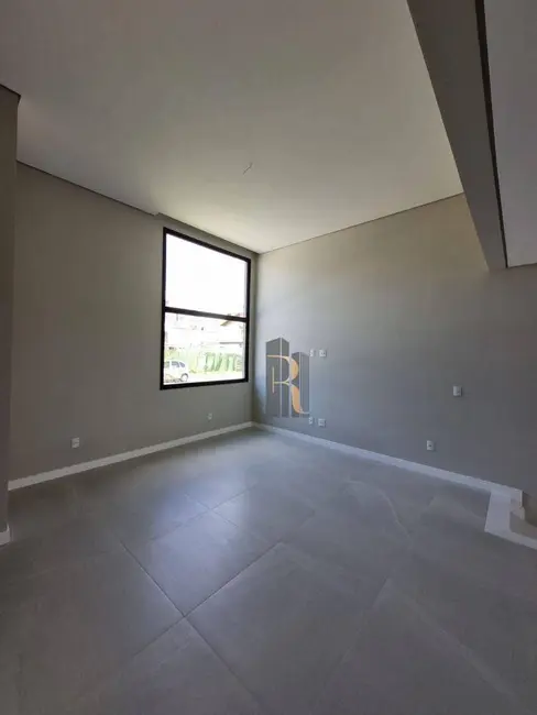 Casa de Condomínio com 3 quartos à venda, 347m2 em Roncáglia, Valinhos - SP - imagem 5 Foto 5 de Casa de Condomínio com 3 quartos à venda, 347m2 em Roncáglia, Valinhos - SP