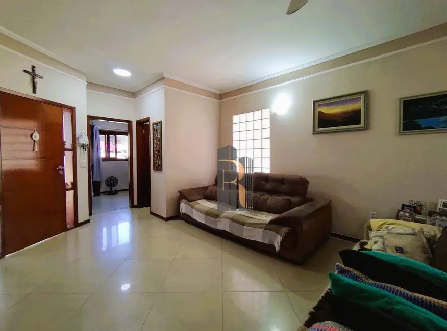 Casa de Condomínio com 3 quartos à venda, 308m2 em Jardim Alto da Colina, Valinhos - SP - imagem 6 Foto 6 de Casa de Condomínio com 3 quartos à venda, 308m2 em Jardim Alto da Colina, Valinhos - SP