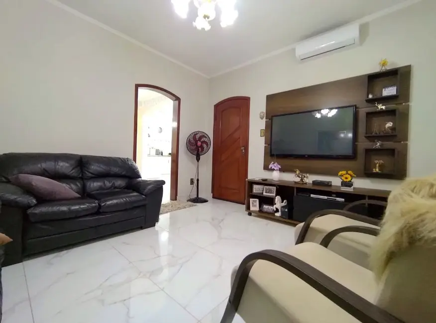 Foto 5 de Casa com 3 quartos à venda, 313m2 em Loteamento Shangrilá, Valinhos - SP