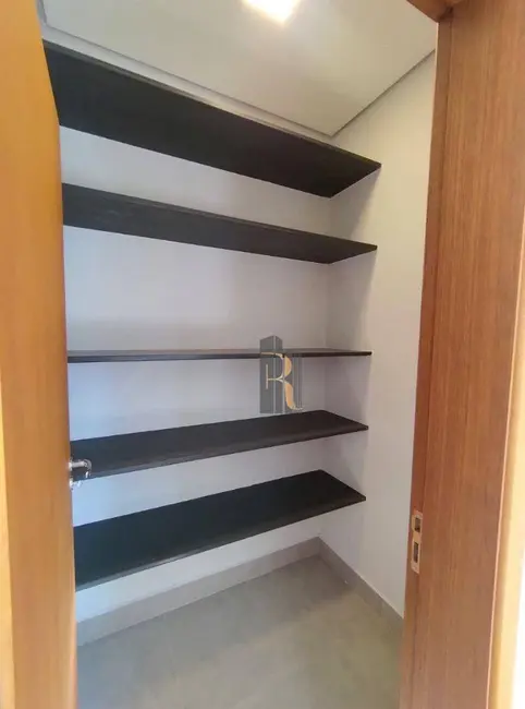 Foto 8 de Casa de Condomínio com 3 quartos à venda, 300m2 em Roncáglia, Valinhos - SP