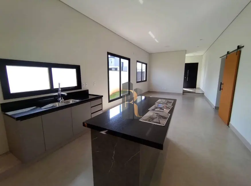 Foto 5 de Casa de Condomínio com 3 quartos à venda, 300m2 em Roncáglia, Valinhos - SP