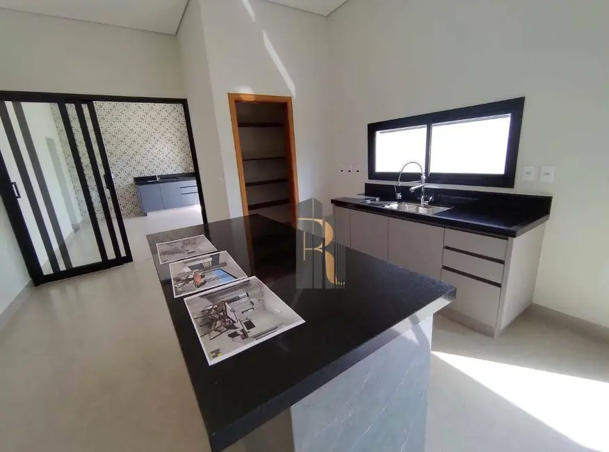 Foto 6 de Casa de Condomínio com 3 quartos à venda, 300m2 em Roncáglia, Valinhos - SP