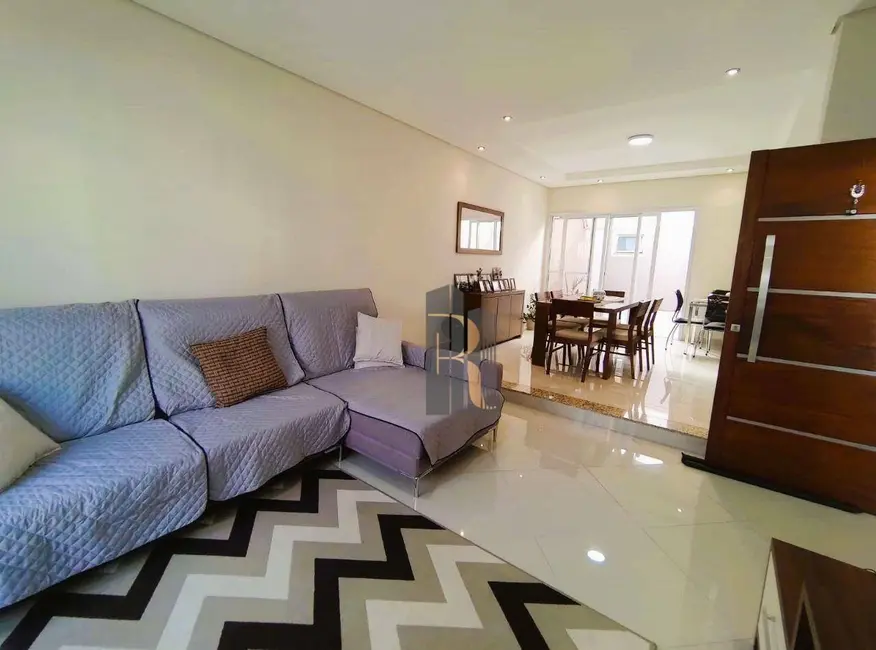 Casa com 3 quartos à venda, 300m2 em Valinhos - SP - imagem 6 Foto 6 de Casa com 3 quartos à venda, 300m2 em Valinhos - SP