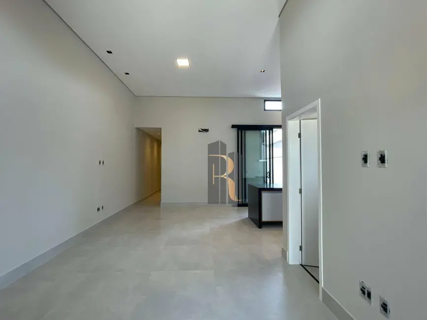 Foto 4 de Casa de Condomínio com 3 quartos à venda, 200m2 em Paulinia - SP