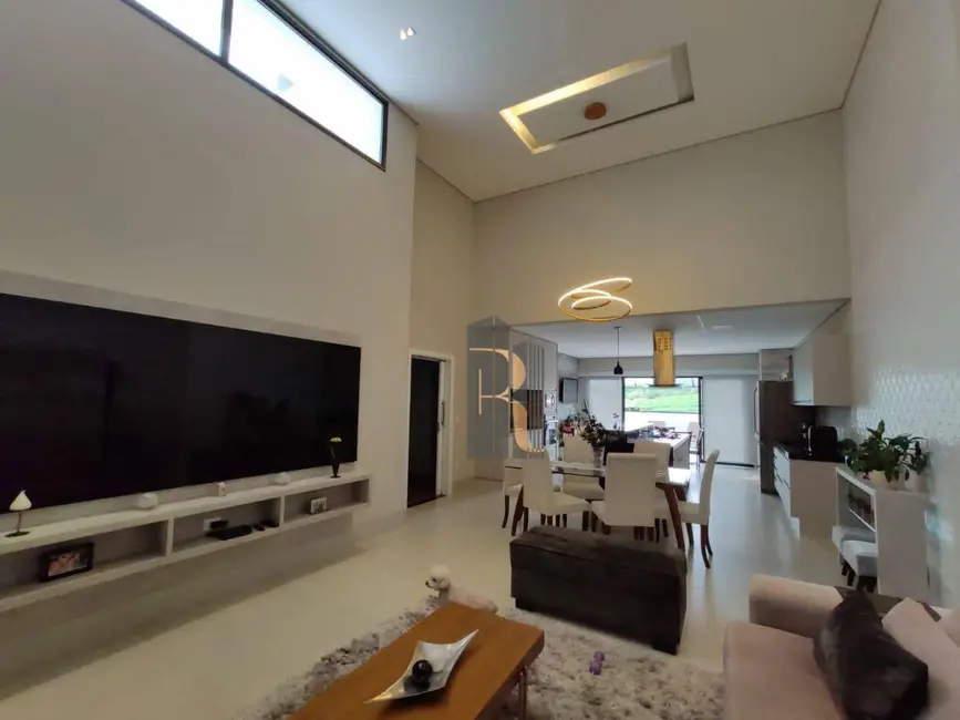 Foto 3 de Casa de Condomínio com 3 quartos à venda, 300m2 em Roncáglia, Valinhos - SP