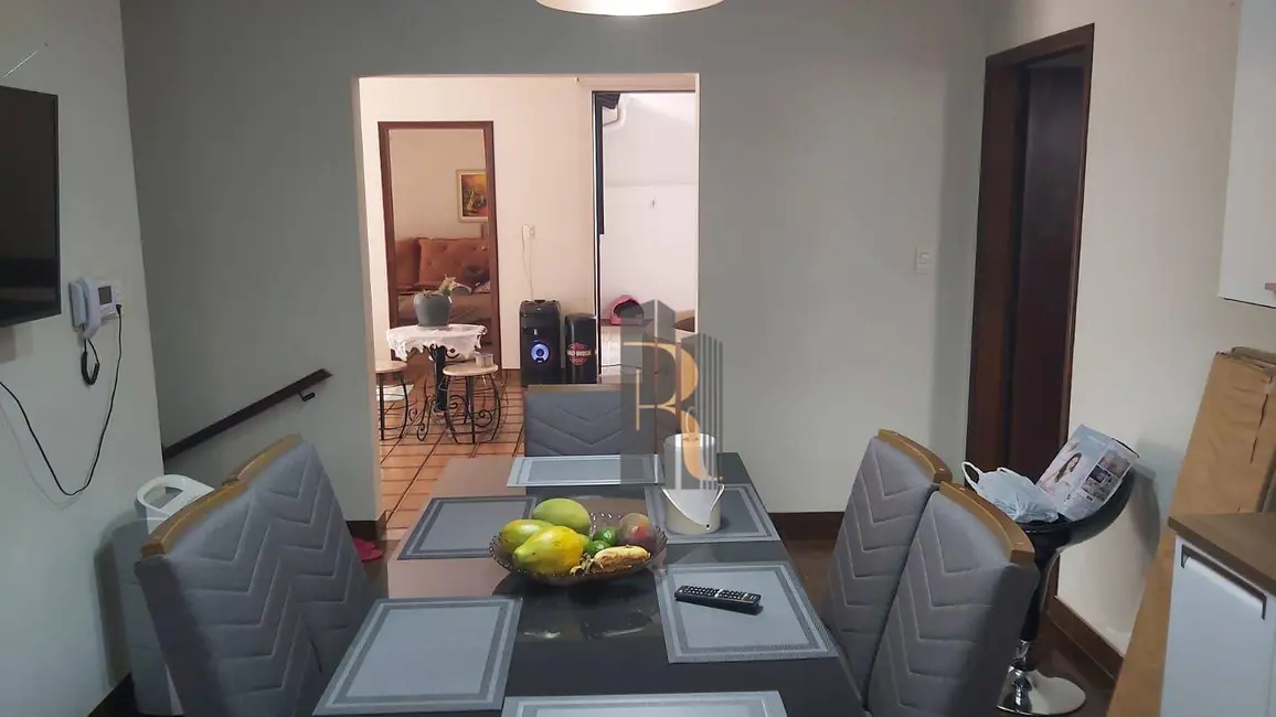 Casa com 3 quartos à venda, 300m2 em Jardim Monte Verde, Valinhos - SP - imagem 7 Foto 7 de Casa com 3 quartos à venda, 300m2 em Jardim Monte Verde, Valinhos - SP