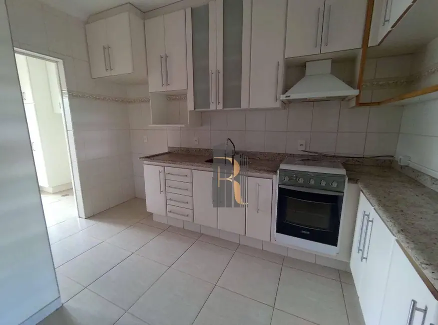 Casa com 3 quartos à venda, 300m2 em Jardim Maria Ilydia, Valinhos - SP - imagem 5 Foto 5 de Casa com 3 quartos à venda, 300m2 em Jardim Maria Ilydia, Valinhos - SP