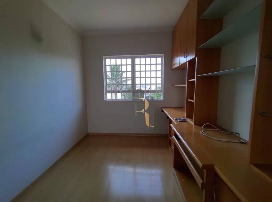 Casa com 3 quartos à venda, 300m2 em Jardim Maria Ilydia, Valinhos - SP - imagem 9 Foto 9 de Casa com 3 quartos à venda, 300m2 em Jardim Maria Ilydia, Valinhos - SP