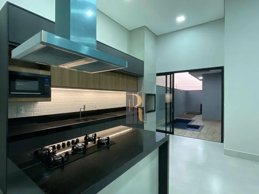 Casa de Condomínio com 3 quartos à venda, 198m2 em Paulinia - SP - imagem 4 Foto 4 de Casa de Condomínio com 3 quartos à venda, 198m2 em Paulinia - SP