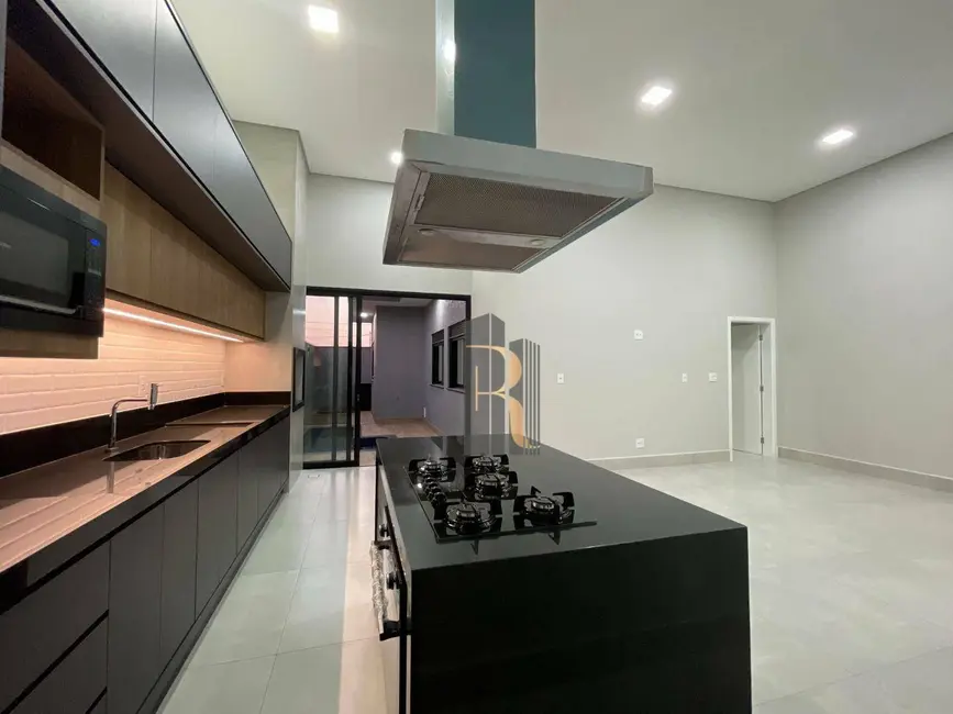 Casa de Condomínio com 3 quartos à venda, 198m2 em Paulinia - SP - imagem 5 Foto 5 de Casa de Condomínio com 3 quartos à venda, 198m2 em Paulinia - SP