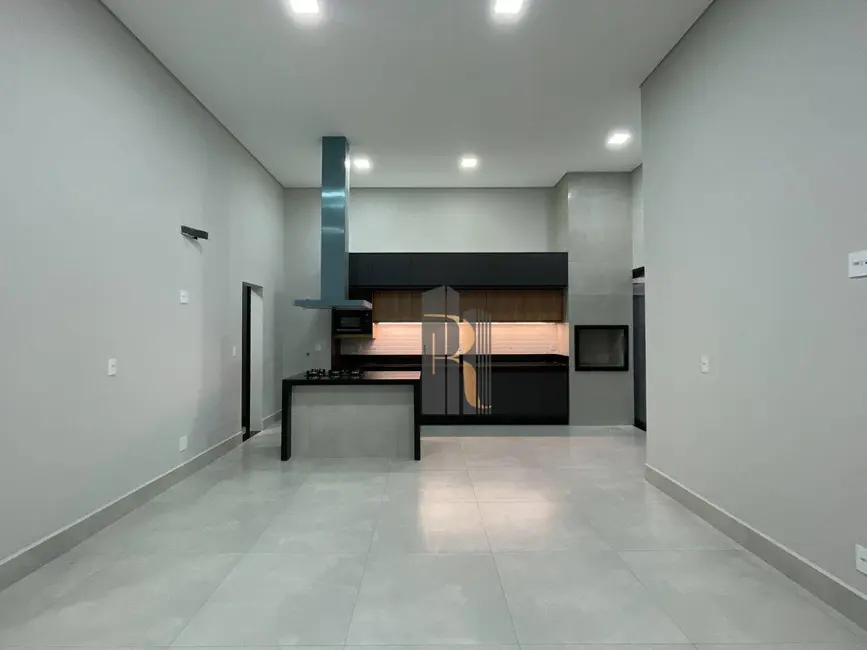 Casa de Condomínio com 3 quartos à venda, 198m2 em Paulinia - SP - imagem 2 Foto 2 de Casa de Condomínio com 3 quartos à venda, 198m2 em Paulinia - SP