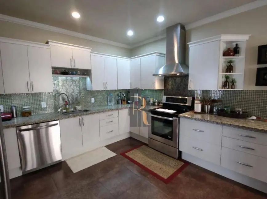 Foto 6 de Casa com 3 quartos à venda, 300m2 em Jardim Santa Helena, Valinhos - SP