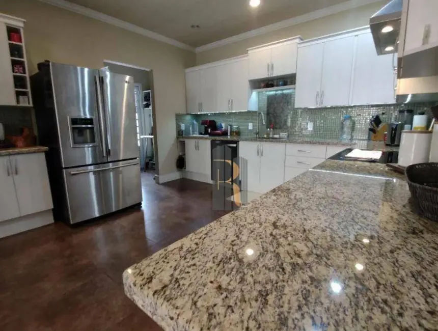 Foto 8 de Casa com 3 quartos à venda, 300m2 em Jardim Santa Helena, Valinhos - SP