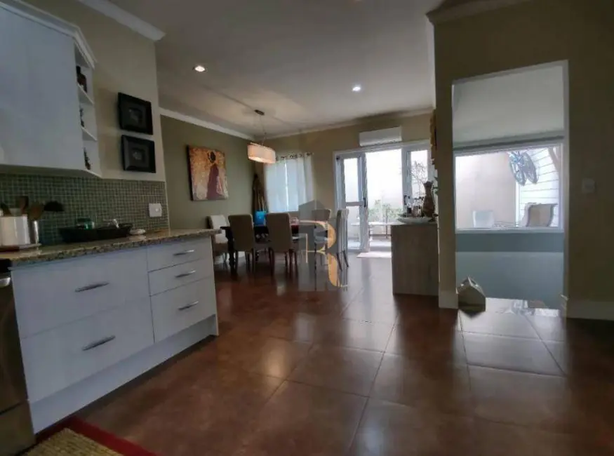 Foto 4 de Casa com 3 quartos à venda, 300m2 em Jardim Santa Helena, Valinhos - SP