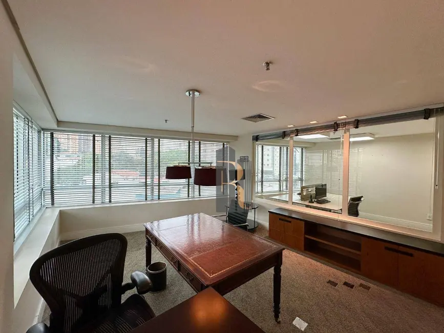 Sala Comercial à venda, 100m2 em Cambuí, Campinas - SP - imagem 8 Foto 8 de Sala Comercial à venda, 100m2 em Cambuí, Campinas - SP