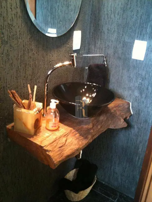 Foto 9 de Casa com 3 quartos à venda, 2700m2 em Dois Córregos, Valinhos - SP