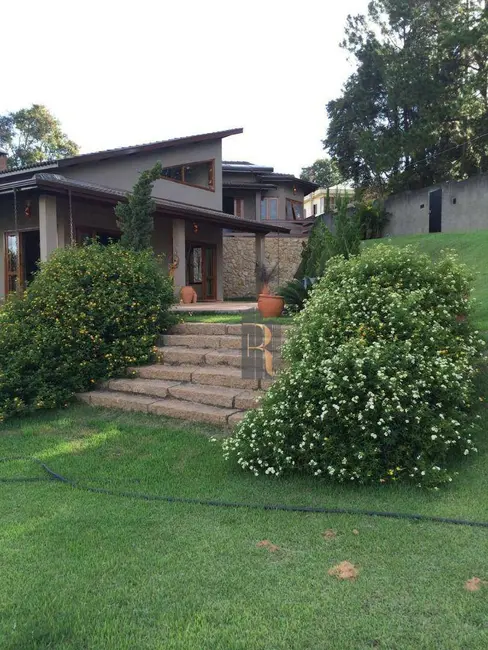Foto 1 de Casa com 3 quartos à venda, 2700m2 em Dois Córregos, Valinhos - SP