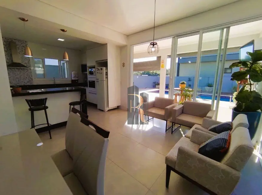 Casa de Condomínio com 4 quartos à venda, 308m2 em Jardim São Marcos, Valinhos - SP - imagem 3 Foto 3 de Casa de Condomínio com 4 quartos à venda, 308m2 em Jardim São Marcos, Valinhos - SP