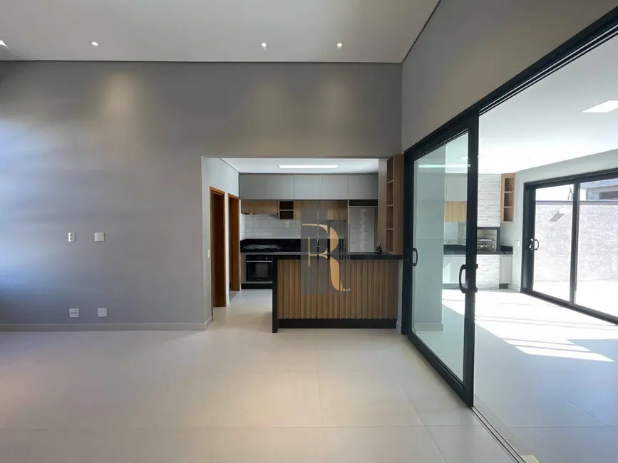 Casa de Condomínio com 3 quartos à venda, 300m2 em Jardim Ypê, Paulinia - SP - imagem 4 Foto 4 de Casa de Condomínio com 3 quartos à venda, 300m2 em Jardim Ypê, Paulinia - SP