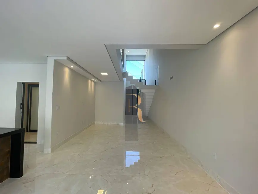 Foto 4 de Casa de Condomínio com 3 quartos à venda, 209m2 em Paulinia - SP