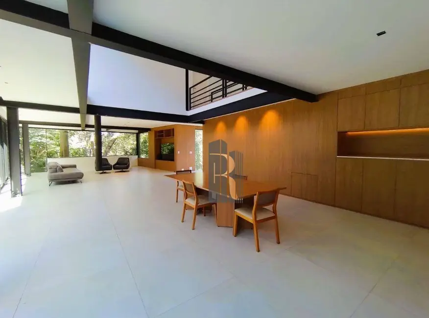 Casa de Condomínio com 3 quartos à venda, 823m2 em Valinhos - SP - imagem 9 Foto 9 de Casa de Condomínio com 3 quartos à venda, 823m2 em Valinhos - SP