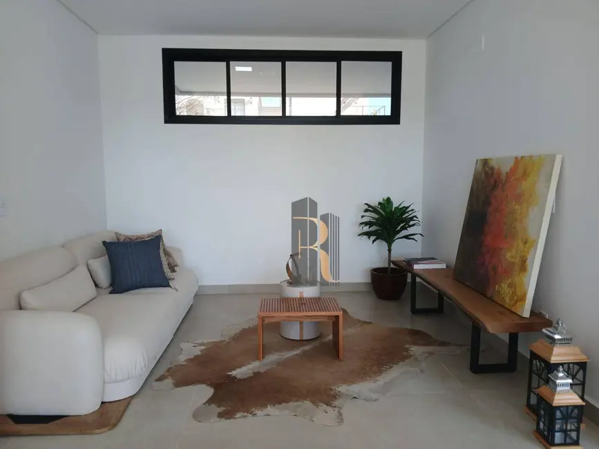 Casa de Condomínio com 3 quartos à venda, 302m2 em Indaiatuba - SP - imagem 5 Foto 5 de Casa de Condomínio com 3 quartos à venda, 302m2 em Indaiatuba - SP