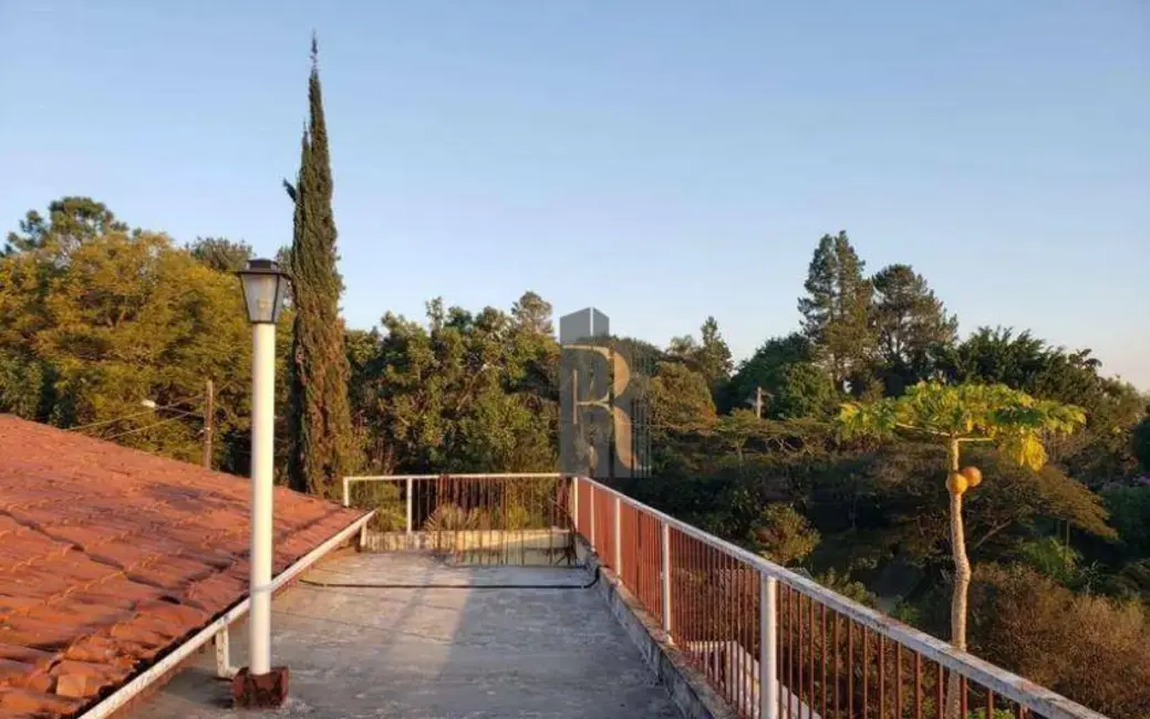 Chácara com 5 quartos à venda, 2152m2 em Chácaras São Bento, Valinhos - SP - imagem 8 Foto 8 de Chácara com 5 quartos à venda, 2152m2 em Chácaras São Bento, Valinhos - SP