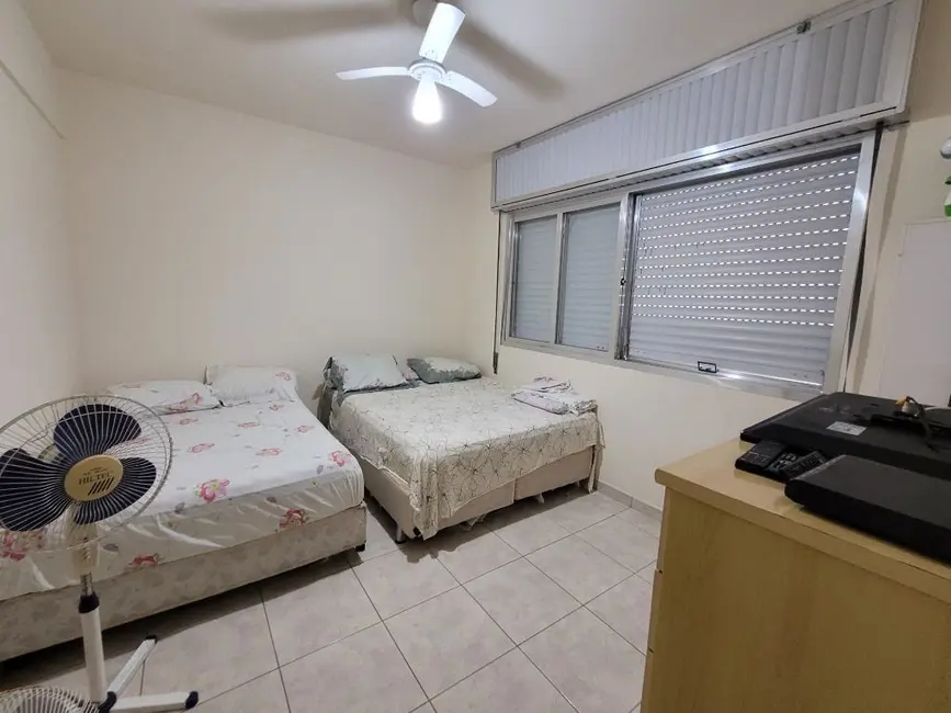 Foto 4 de Apartamento com 2 quartos à venda, 70m2 em Guaruja - SP