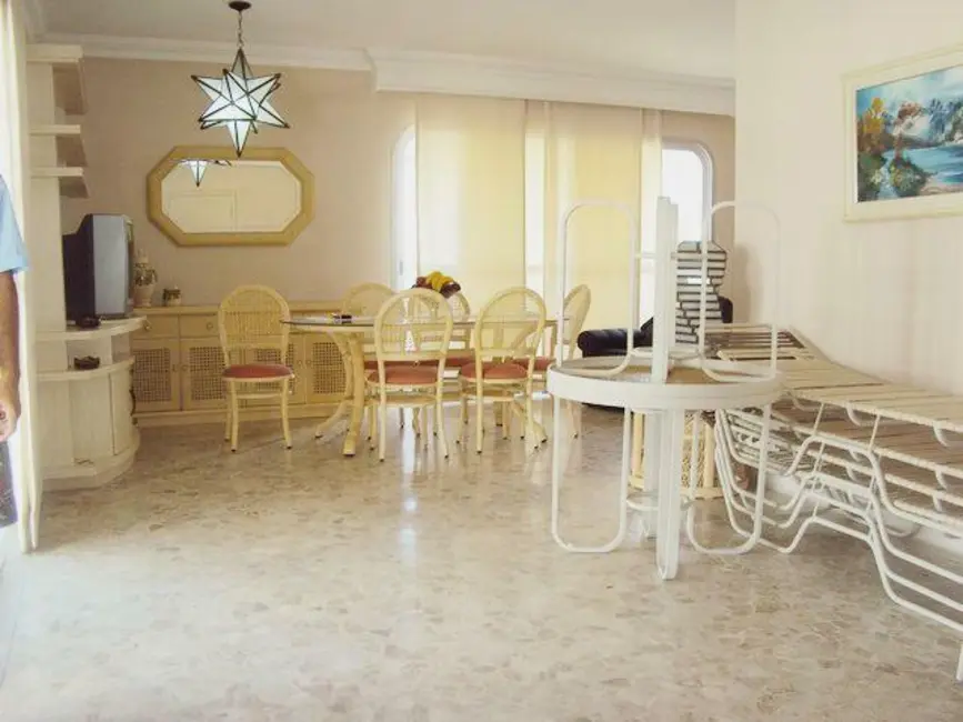 Foto 2 de Cobertura com 3 quartos à venda, 274m2 em Barra Funda, Guaruja - SP