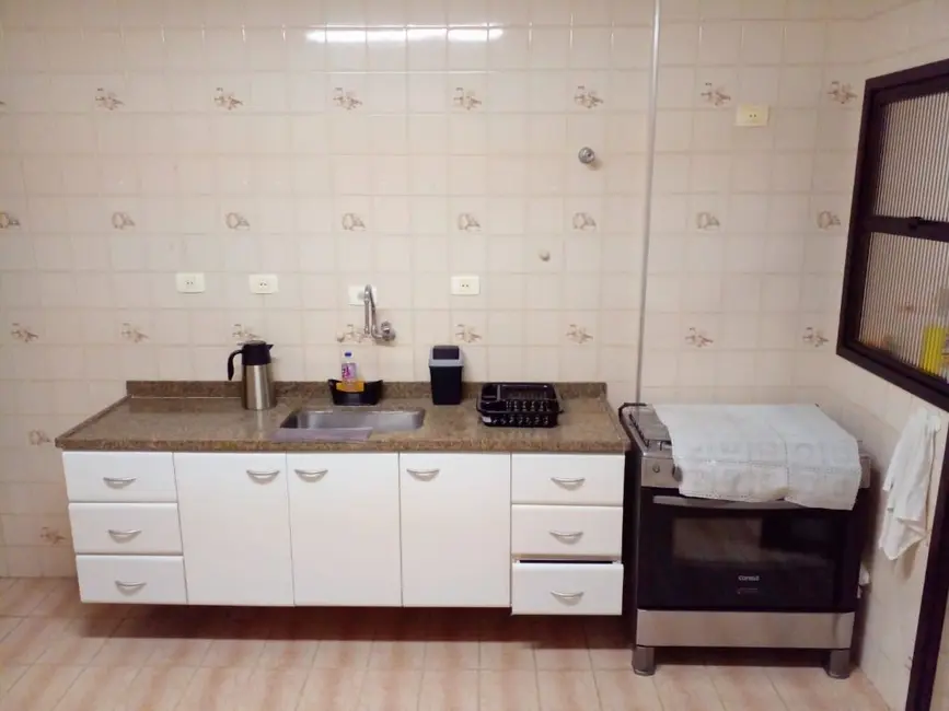 Apartamento com 3 quartos à venda, 101m2 em Jardim Las Palmas, Guaruja - SP - imagem 9 Foto 9 de Apartamento com 3 quartos à venda, 101m2 em Jardim Las Palmas, Guaruja - SP