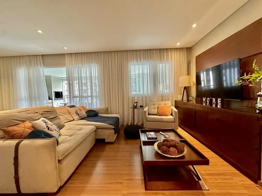 Foto 6 de Apartamento com 3 quartos à venda, 134m2 em Vila Luis Antônio, Guaruja - SP